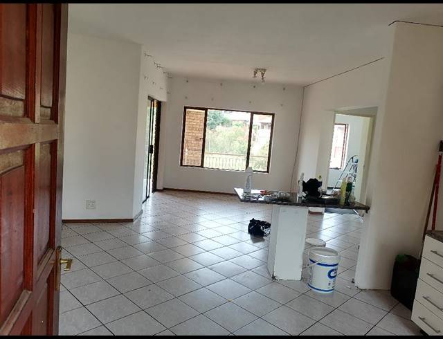 2 bed property to rent in WINCHESTER HILLS